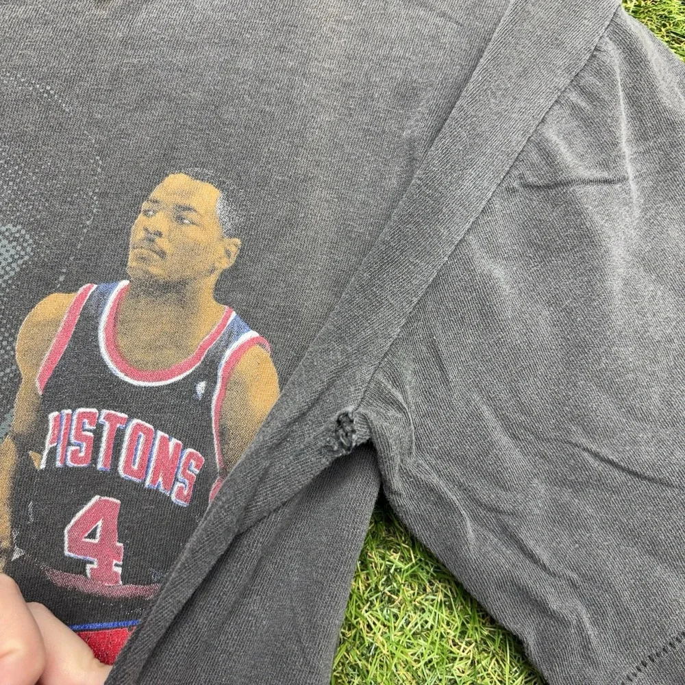 Vintage  Joe Dumars Detroit Pistons Shirt Mens Medium Salem 89' Caricature Faded